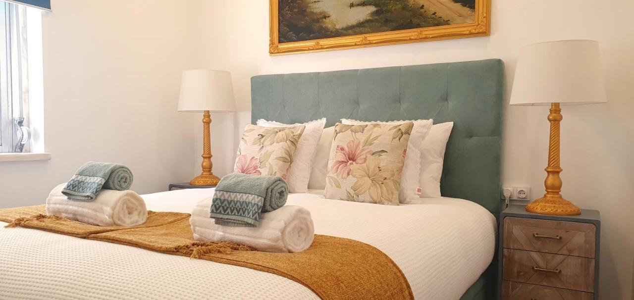 Afonso Galo Guest Ii Apartment Almada